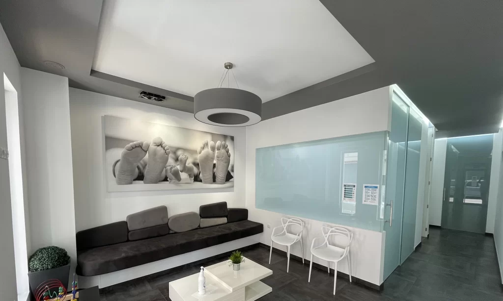 Instalaciones de la Clínica del Pie de Aya Podología en Castellón.